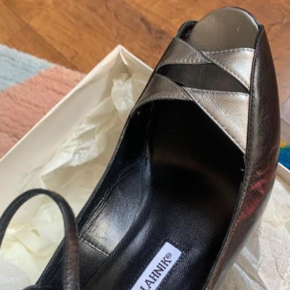 🆕 Manolo Blahnik Heels - Picture 8 of 17